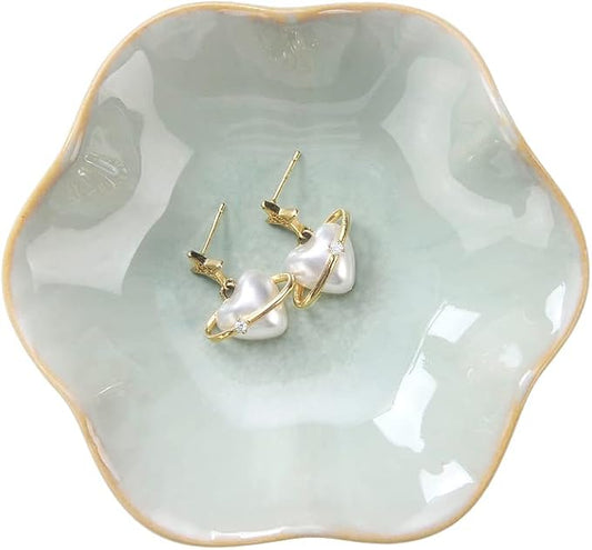 JAMEND CLXP Lotus Leaf Shape Decorative Ring Tray, Small Key Bowl, Ceramic Trinket Tray Jewelry Dish Organizing Necklace Earrings, Home Decoration for Mom Best Friend Sister, Light Green.