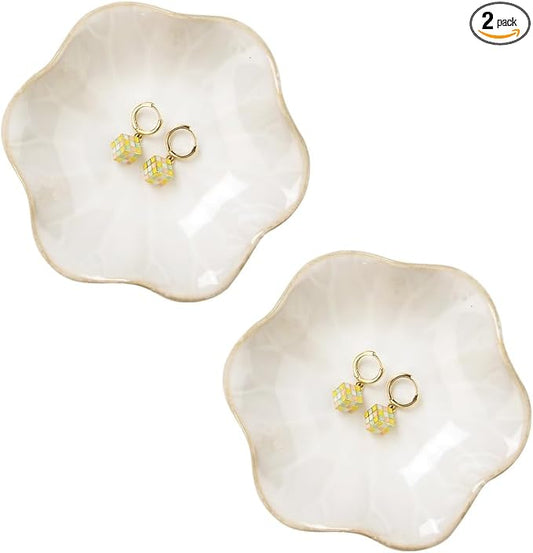 JAMEND CLXP 2PCS White Lotus Leaf Shape Ring Holder Dish, Small Key Bowl, Ceramic Trinket Tray Jewelry Dish Organizing Necklace Earrings for Mom Friend Sister, All Jewelries Are NOT Included, White.