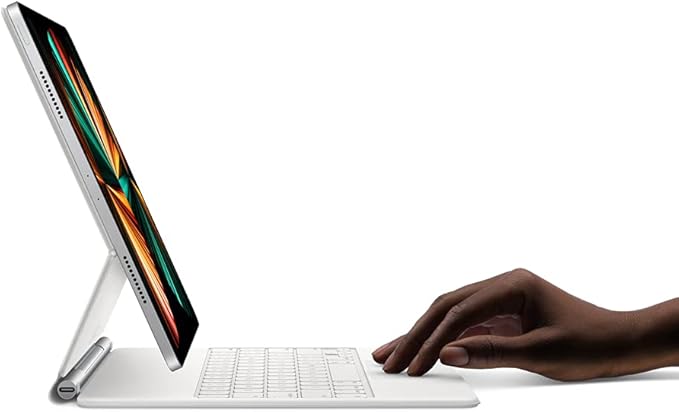 Apple Magic Keyboard: iPad Keyboard case for iPad Pro 11-inch (1st, 2nd, 3rd, 4th gen) and iPad Air (4th, 5th gen, and M2), Great Typing Experience, Built-in trackpad, Spanish (Latin Am) - White