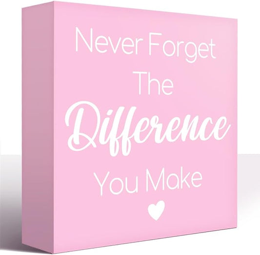 LVQHI Pink Decor For Desk, Never Forget The Difference You Make Sign Wood Box,Inspirational Office Desk Decor For Women, Small Motivational Office Table Accessories Decoration Signs 5"x5"x1.2" In