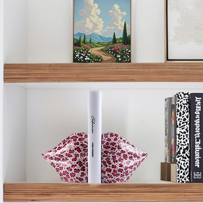 Leopard Print Lips Decorated Bookends，Set of 2 Heavy Decorative Book Stoppers，Unique Resin Decoration，Creative Desktop Decor for Study Room Hotel Office Shelves