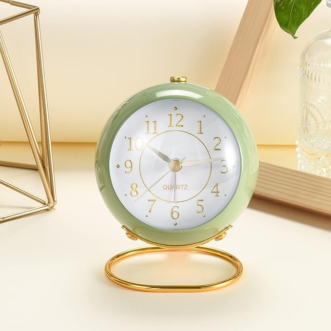 Tetino Analog Alarm Clocks,Retro Backlight Cute Simple Design Small Desk Clock with Night Light,Silent Non-Ticking,Battery Powered,for Kids,Bedroom,Travel,Kitchen,Bedside Desktop Decor.(Green)