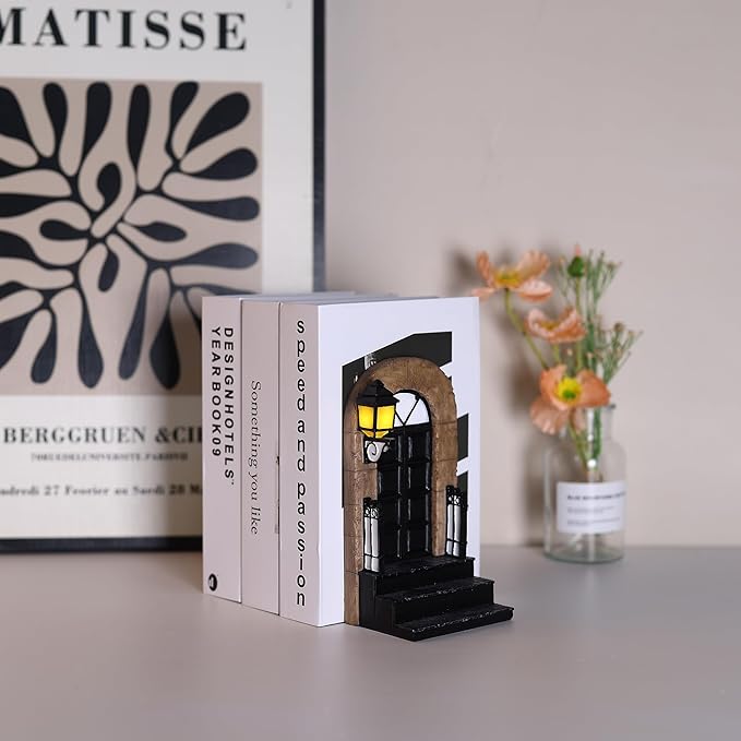 1 Pcs Unique Book End with Lighted Lantern, Vintage Decorative Book Ends for Shelves, Funky Book Holder, Rustic Book Stopper for Home, Office, and LOTR Bookshelf Decor (A)
