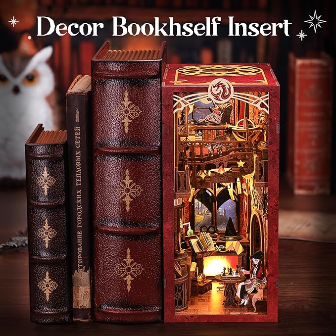 Fsolis Book Nook Kit, DIY Miniature Room House Kit 3D Wooden Puzzle for Adults Bookshelf Booknook Decor Gifts for Women Book Lovers (Flam Common Room)